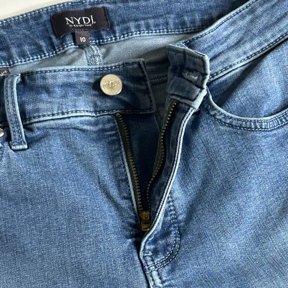 NYDJ Women's Marilyn Straight Lift X Tuck Technology Blue size 10 Cuffed Capri - Picture 3 of 14